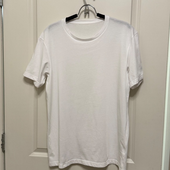 💙 3/$21 Uniqlo Dry Crew Neck Short Tee L, qty=2, white+yellow, slightly sheer - Picture 3 of 7